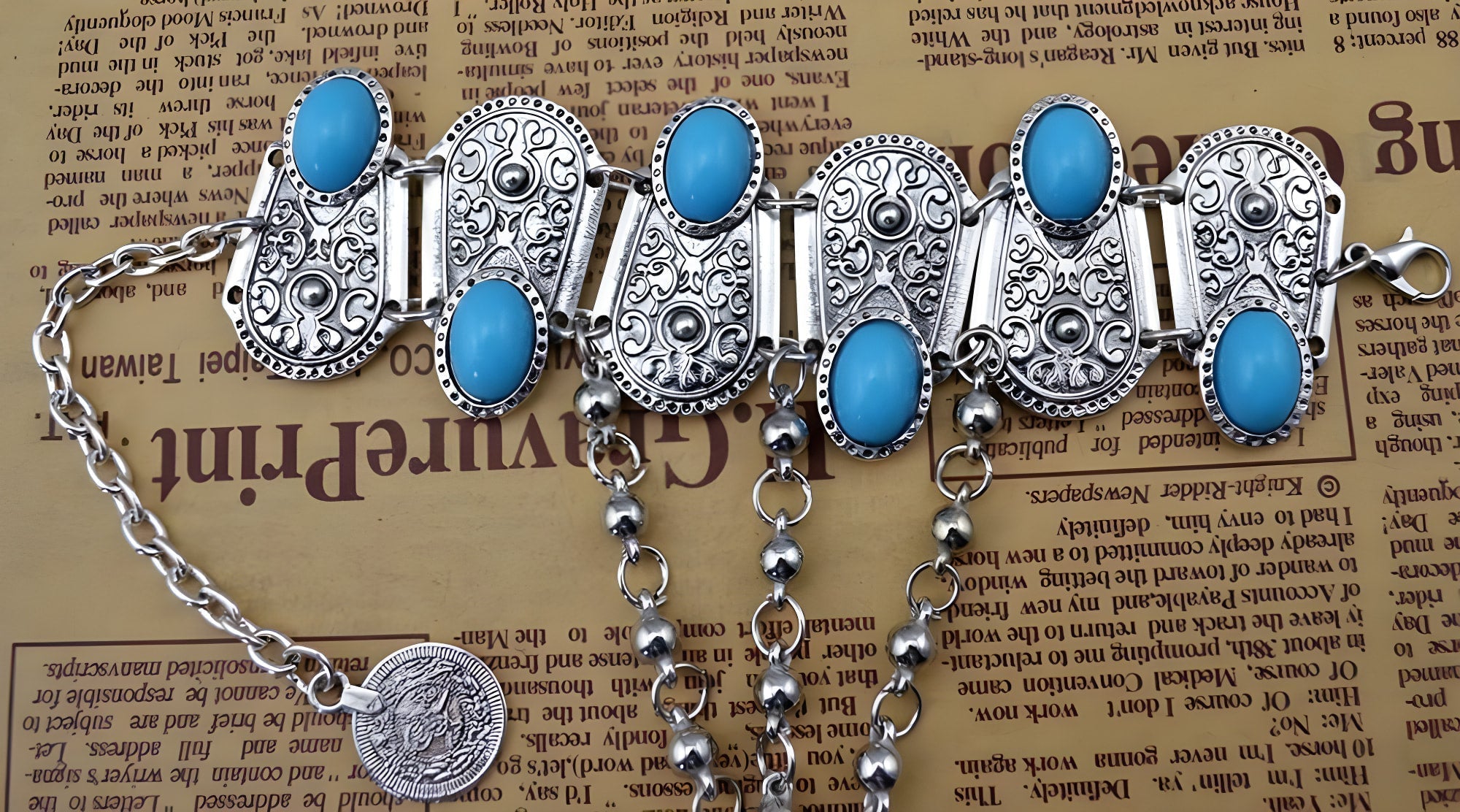 ATELIER-TIBET – Chaîne de Main Bohème en Argent Vintage avec Fleur & Pièce (Ajustable)