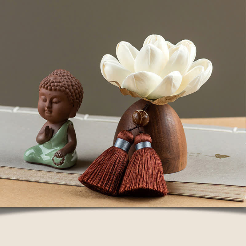 ATELIER-TIBET – Statue Bouddha en Bois de Pêcher Noir 5,4 cm | Décoration Zen Fleur