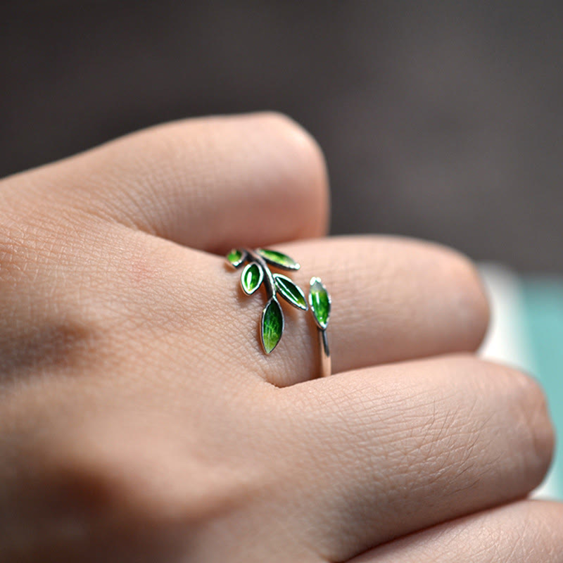 ATELIER-TIBET – Bague Ajustable en Cuivre Motif Feuilles de Prospérité 4 Un bijou symbolique inspiré de la croissance na