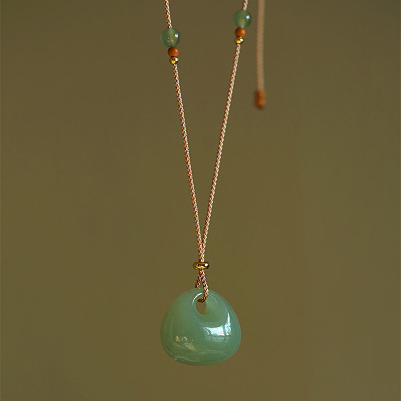 ATELIER-TIBET – Collier Pendentif en Jade Naturel