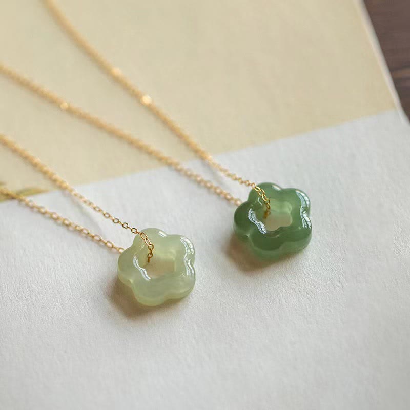 ATELIER-TIBET – Collier Floral en Jade Hetian ou Jade Cyan Naturel