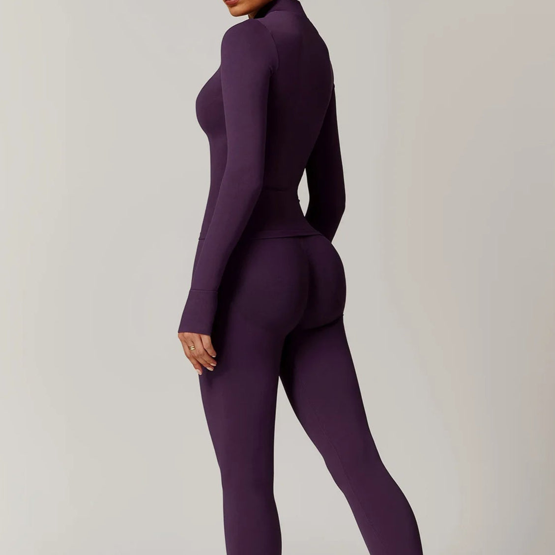 ATELIER-TIBET – Ensemble Yoga Violet Stretch Confort & Élégance en Nylon & Spandex