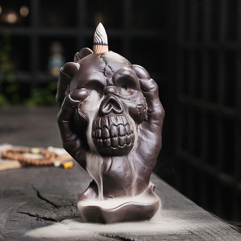 ATELIER-TIBET Brûleur d'encens spirituel en argile violette avec tête de mort et main fantôme en Buddha Stones
