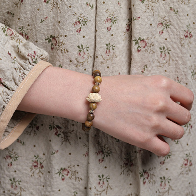 ATELIER-TIBET Bracelet Lotus en Bois de Santal Vert – Sérénité & Ancrage Naturel