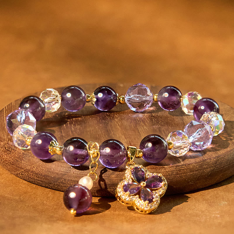 Bracelet de guérison spirituelle en améthyste naturelle avec breloque trèfle à quatre feuilles