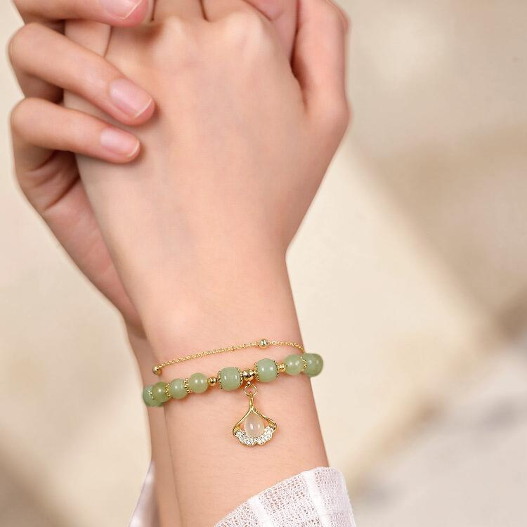 ATELIER-TIBET – Bracelet Jade – Feuille Ginkgo, Argent Plaqué Or