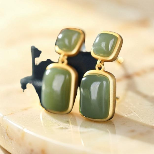 ATELIER-TIBET – Boucles d'Oreilles Jade – Pureté, Argent Plaqué Or