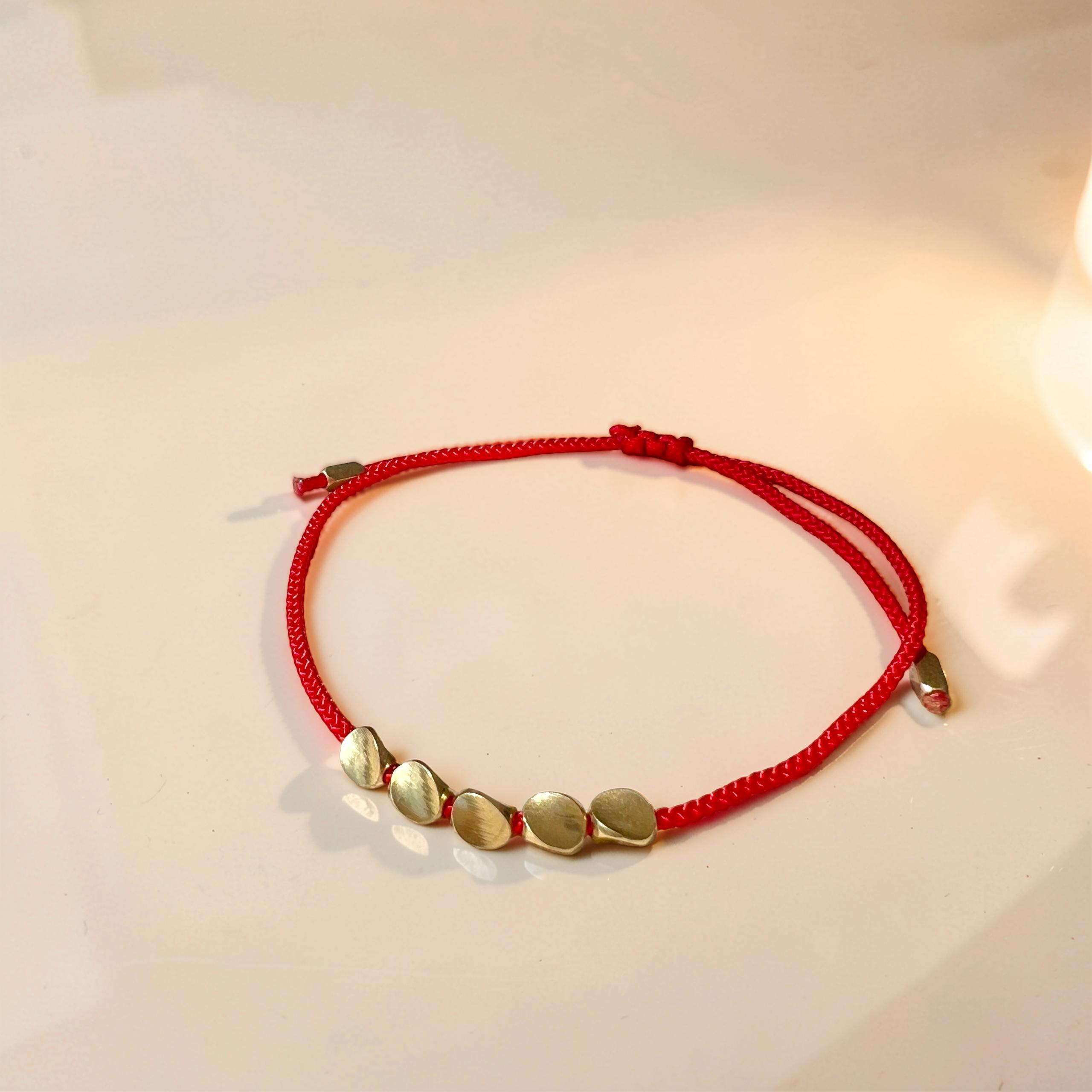ATELIER-TIBET – Bracelet Fil Rouge – Lumière et Protection