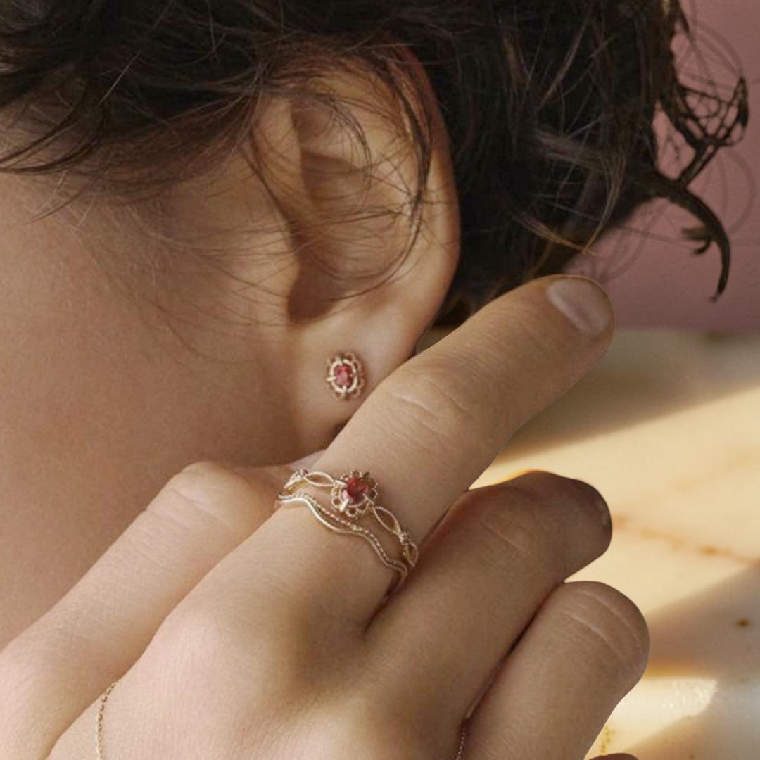 ATELIER-TIBET – Boucles d'Oreilles Grenat – Élégance Royale, Argent Plaqué Or