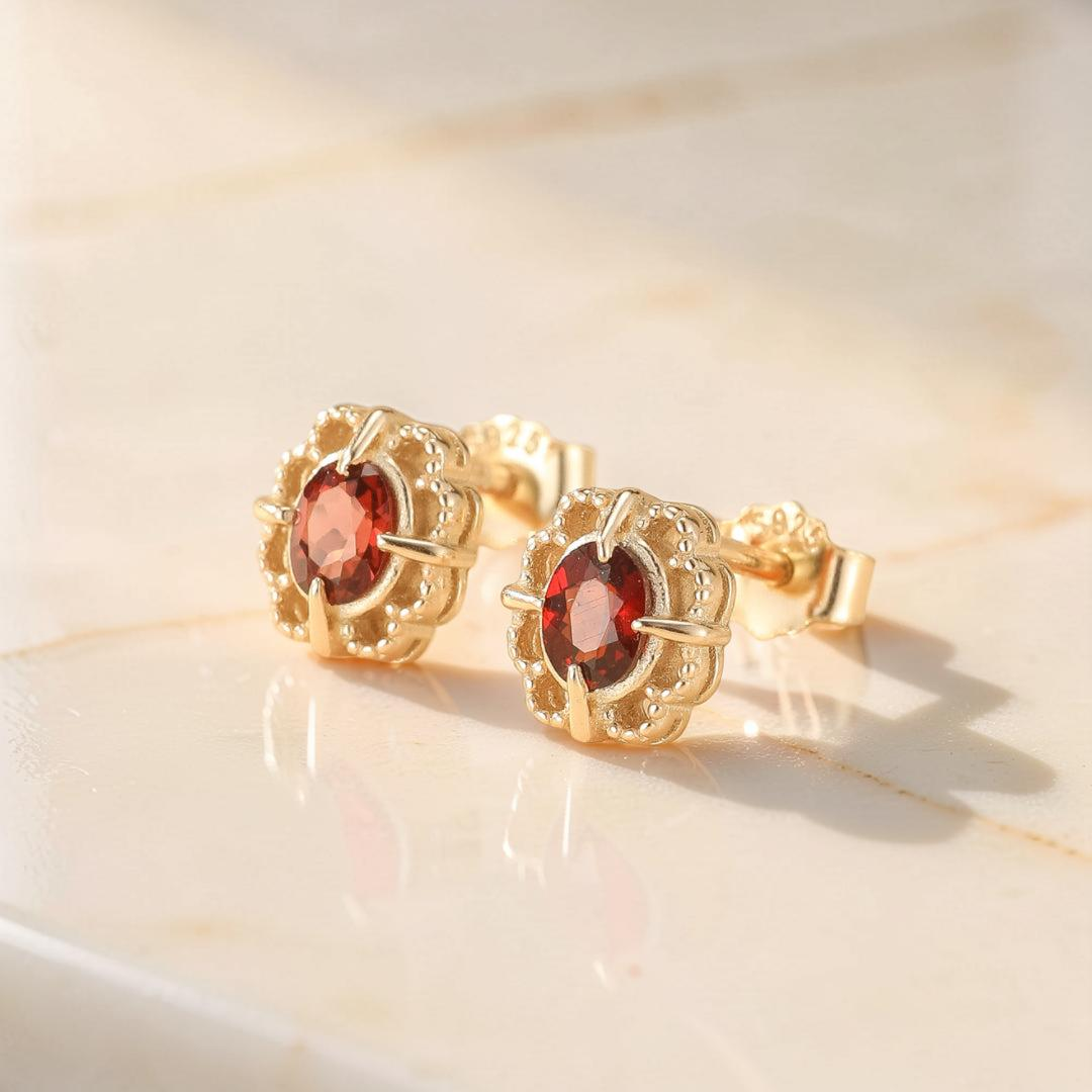 ATELIER-TIBET – Boucles d'Oreilles Grenat – Élégance Royale, Argent Plaqué Or