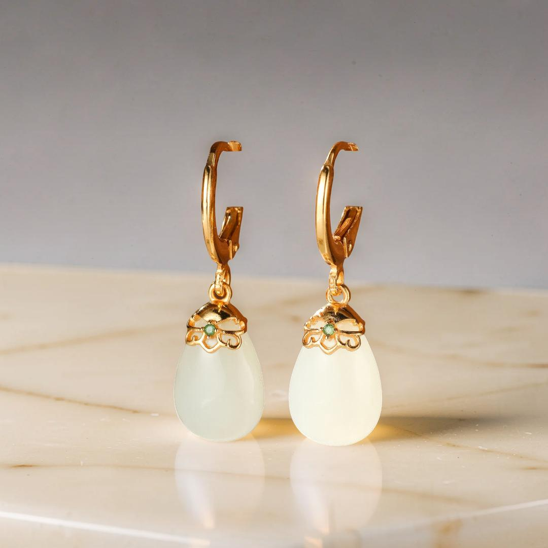 ATELIER-TIBET – Boucles d'Oreilles Jade – Aura Apaisante, Argent Plaqué Or