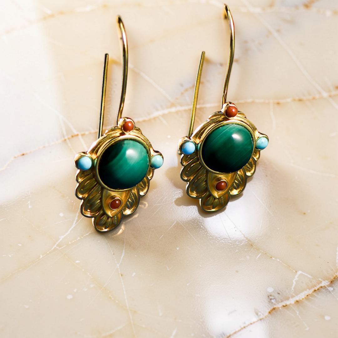 ATELIER-TIBET – Boucles d'Oreilles Malachite – Feuille Dorée, Argent Plaqué Or