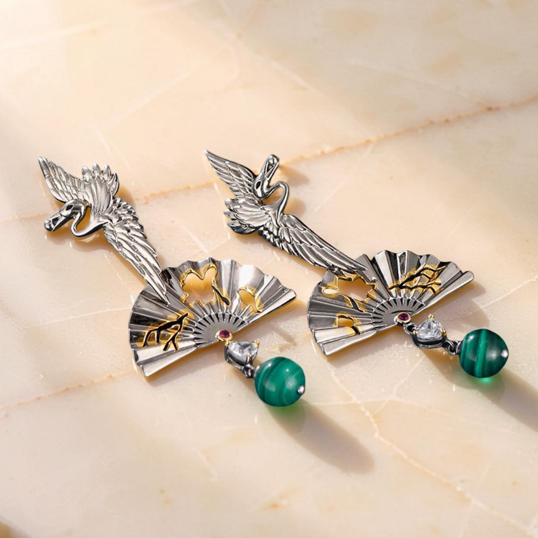 ATELIER-TIBET – Boucles d'Oreilles Malachite – Grue de Chance, Argent 925