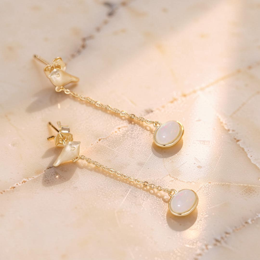 ATELIER-TIBET – Boucles d'Oreilles Opale – Mélodie du Ciel, Argent Plaqué Or