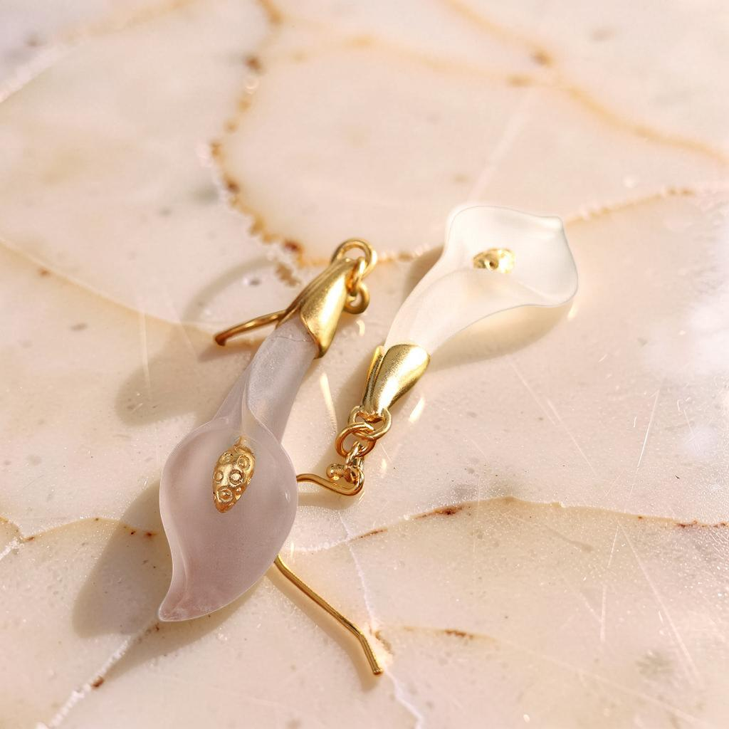 ATELIER-TIBET – Boucles d'Oreilles Pendantes Quartz Clair – Épanouissement, Argent Plaqué Or