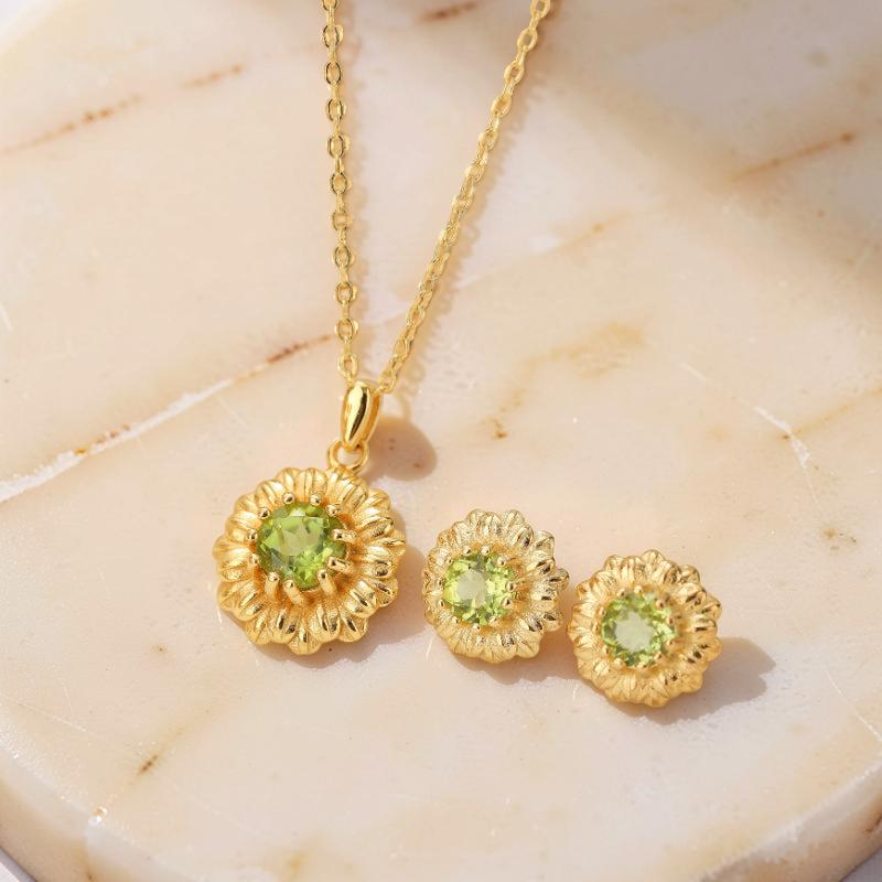 ATELIER-TIBET – Boucles d'Oreilles Péridot  – Doux Rayons, Argent Plaqué Or
