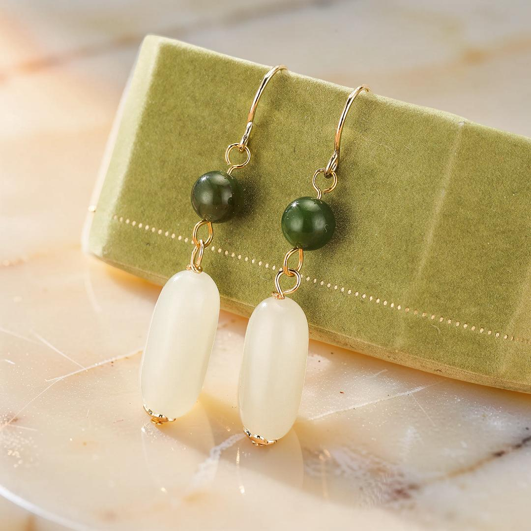ATELIER-TIBET – Boucles d’Oreilles Pendantes Jade – Harmonie Bicolore
