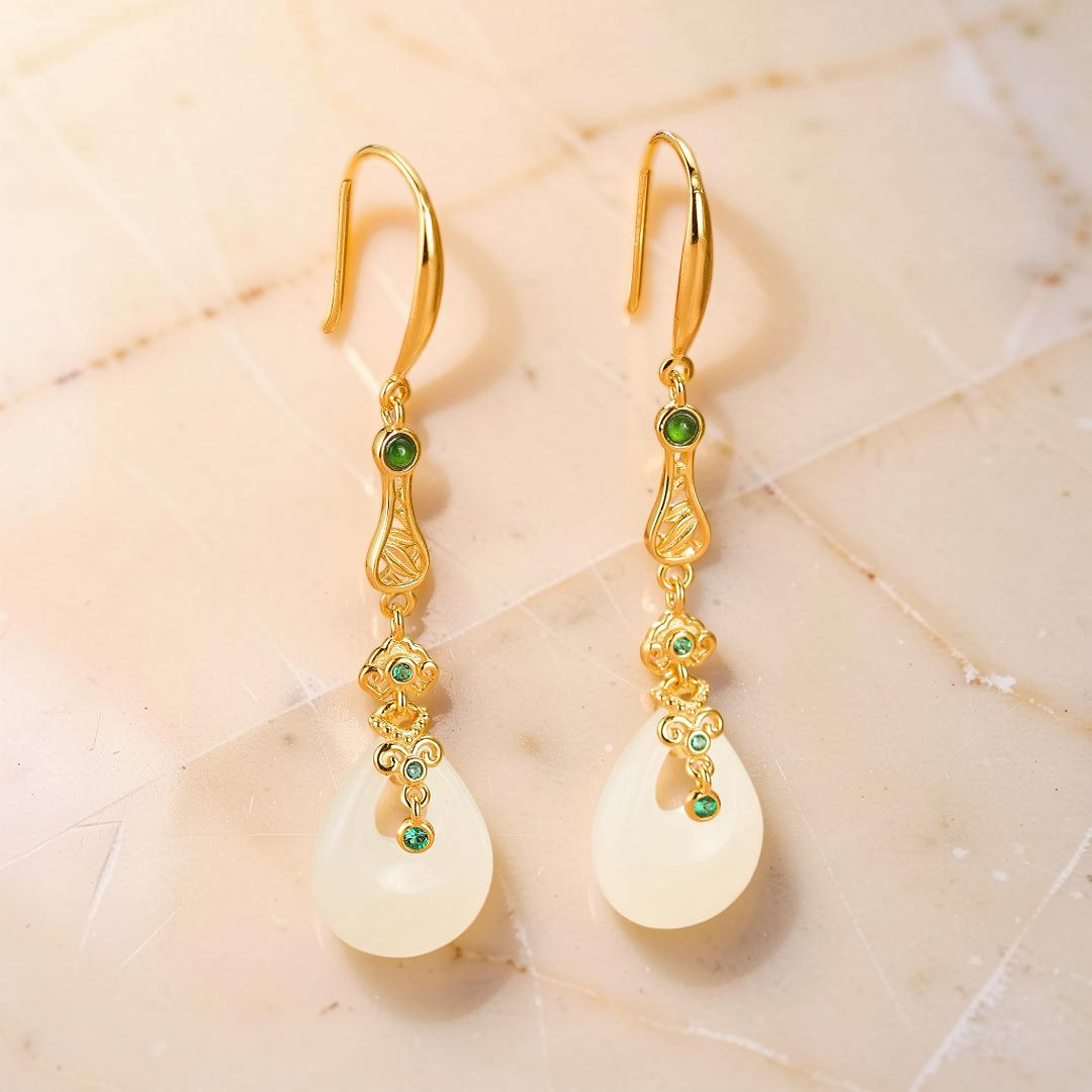 ATELIER-TIBET – Boucles d’Oreilles Pendantes Jade – Gloire Impériale, Argent Plaqué Or