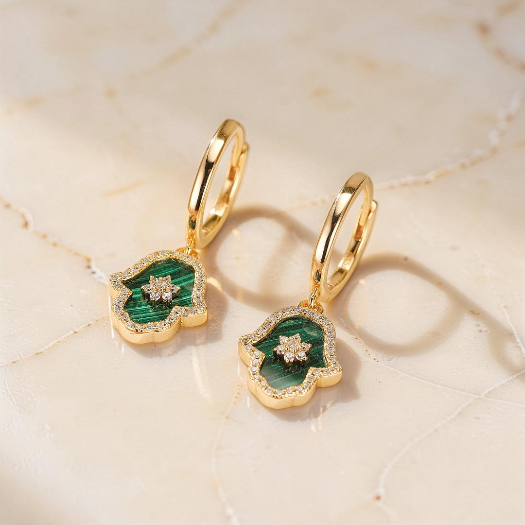 ATELIER-TIBET – Boucles d’oreilles Malachite – Main de Fatma Étoilée, Argent Plaqué Or