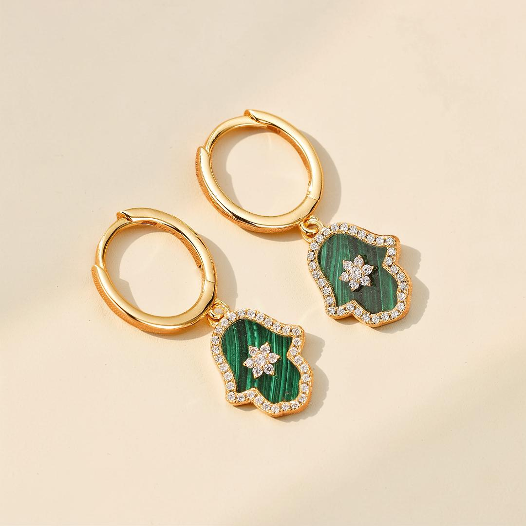 ATELIER-TIBET – Boucles d’oreilles Malachite – Main de Fatma Étoilée, Argent Plaqué Or