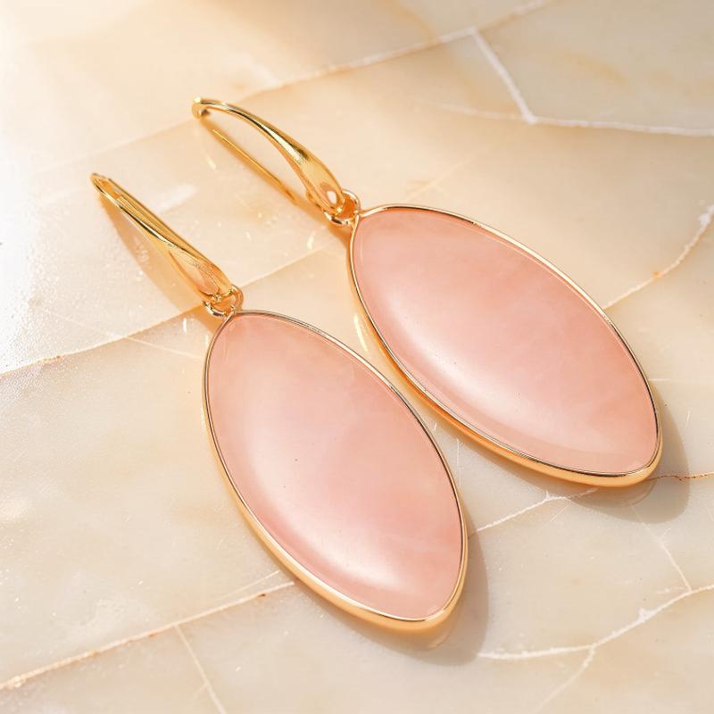 ATELIER-TIBET – Boucles d'Oreilles Quartz Rose – Élégance Lumineuse
