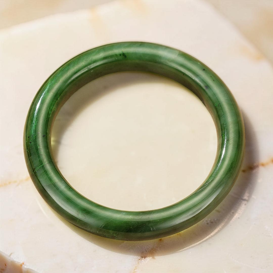 ATELIER-TIBET – Bracelet Jonc Jade  – Vert Forêt