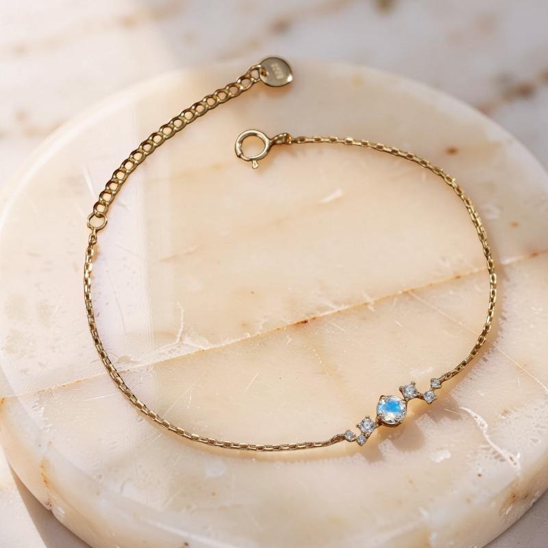 ATELIER-TIBET – Bracelet Pierre de Lune – Éblouissement, Argent Plaqué Or