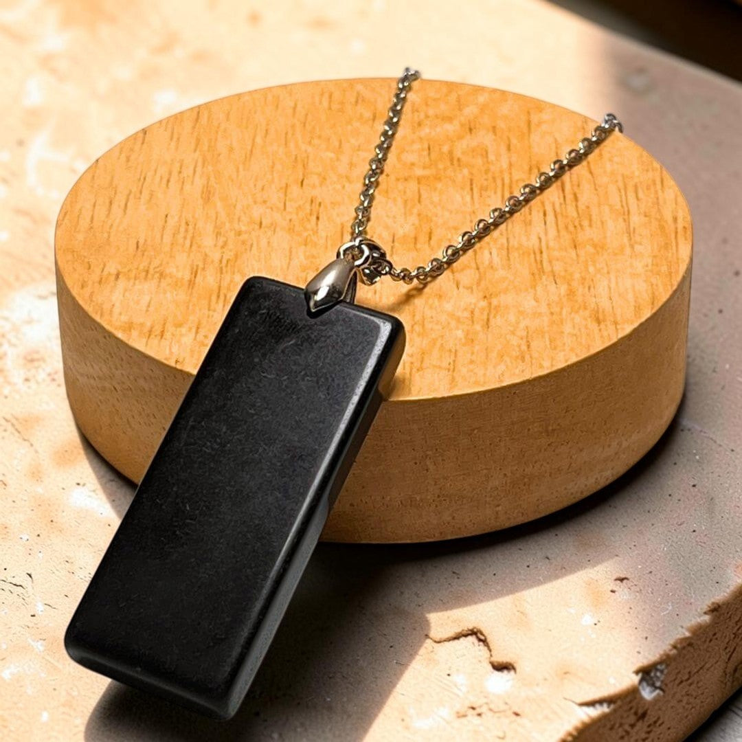 ATELIER-TIBET – Pendentif Élégance & Puissance en Pierre Naturelle