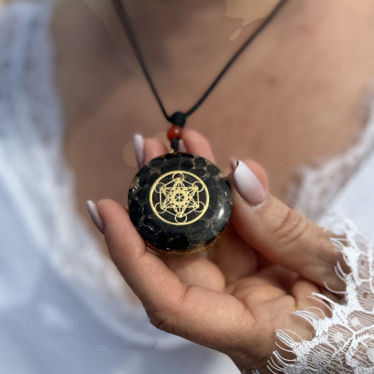 ATELIER-TIBET – Pendentif Orgonite Puissance de Métatron en Obsidienne & Grenat