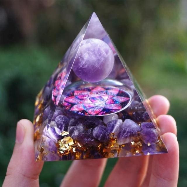 ATELIER-TIBET Pyramide en Orgonite et Améthyste de 10cm
