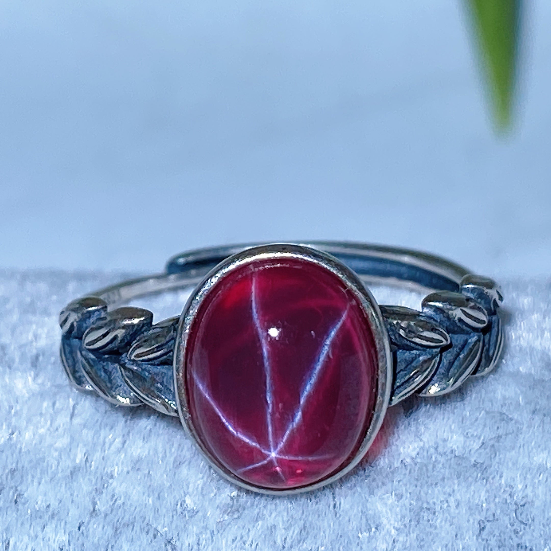 ATELIER-TIBET – Parure Rubis Étoilé Naturel Réactif UV en Argent 925